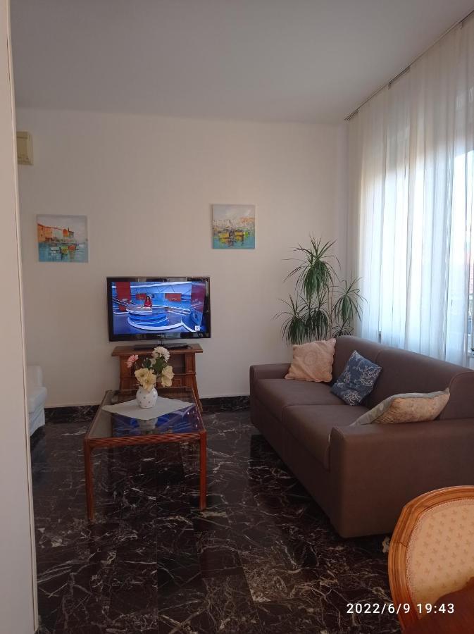 Down Town Emily Apartment La Spezia Exterior foto